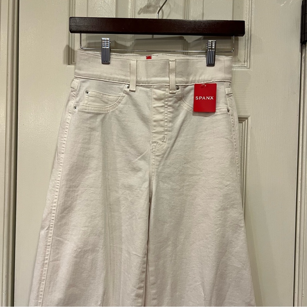 NWT SPANX Seamed Front Wide Leg White Pants Pull On Women’s XS - Picture 3 of 10